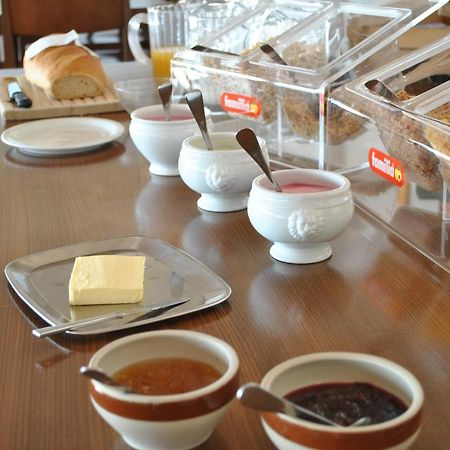 Centre De Sornetan Hotel ภายนอก รูปภาพ